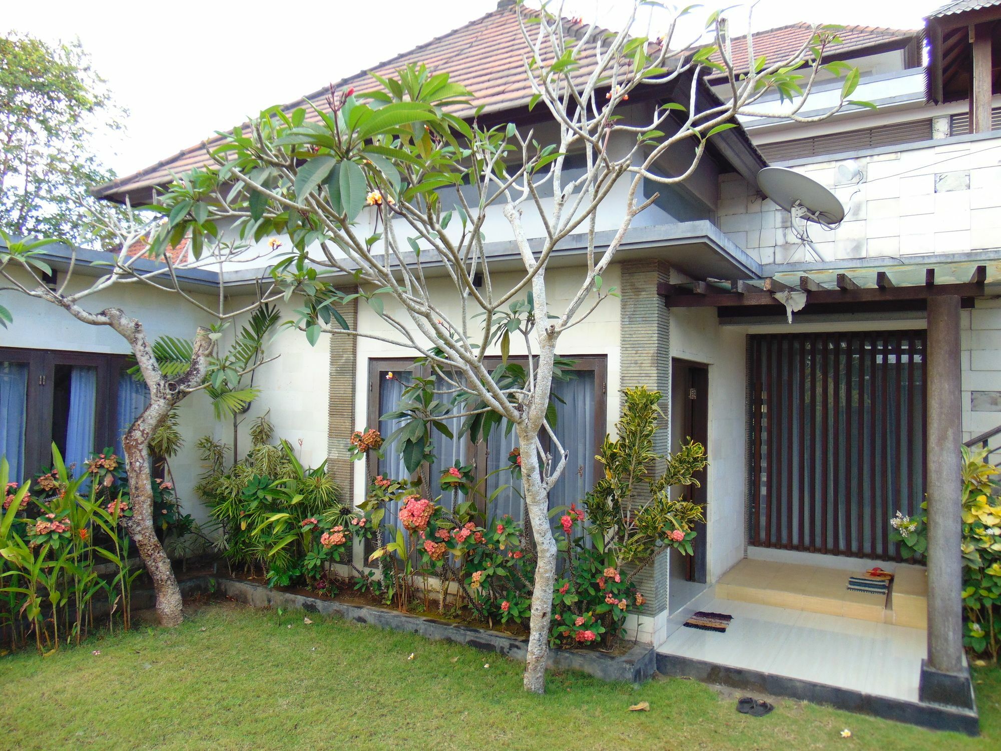 Baik Baik Homestay Pecatu  Екстер'єр фото